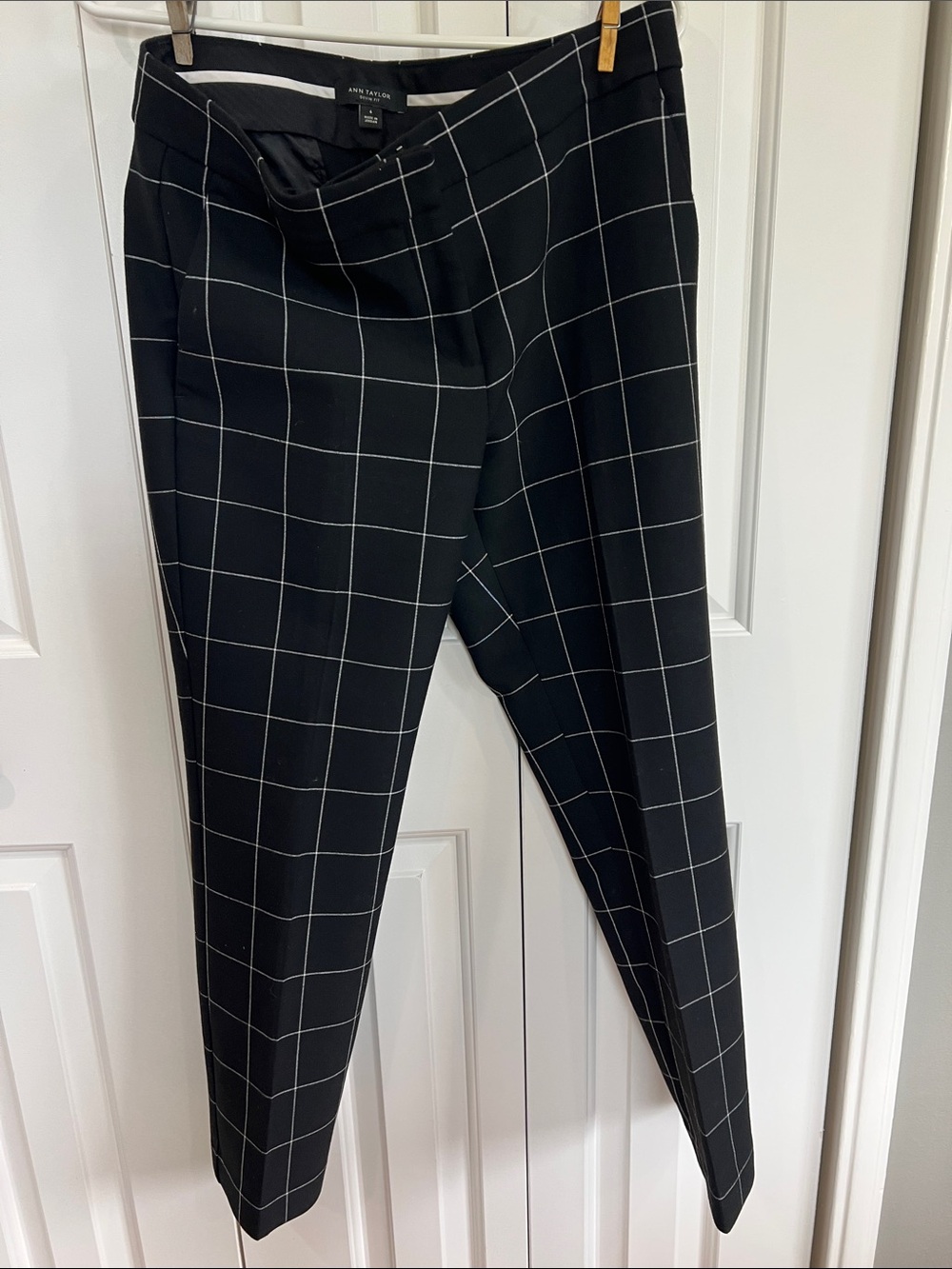 Ann Taylor Devin Fit Black Windowpane Tapered Dress Pants